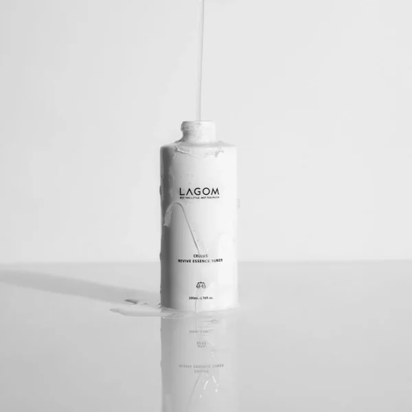 Глубоко увлажняющий тонер Lagom — Cellus Revive Essence Toner — изображение 2